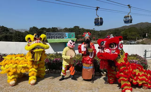 The lion dance performance and the meet-and-greet of God of Fortune, Photo source: Ngong Ping 360