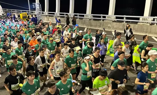 Runners from home and abroad participated in this mega sports event. Photo by Bastille Post