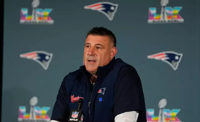 New England Patriots head coach Mike Vrabel talks to the media during a news conference Thursday, Feb. 5, 2026, in Santa Clara, Calif., ahead of the Super Bowl 60 NFL football game between the New England Patriots and the Seattle Seahawks. (AP Photo/Charlie Riedel)