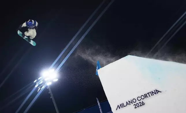 Japan's Hiroto Ogiwara competes in men's snowboard big air qualifications at the 2026 Winter Olympics, in Livigno, Italy, Thursday, Feb. 5, 2026. (AP Photo/Lindsey Wasson)