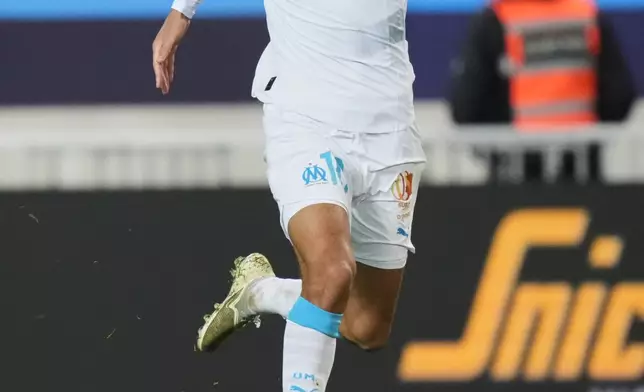 Marseille's Mason Greenwood controls the ball during the French League One soccer match between Paris FC and Marseille in Paris, Saturday, Jan. 31, 2026. (AP Photo/Thibault Camus)
