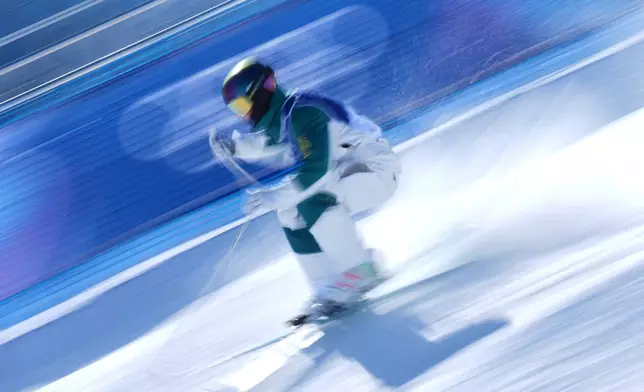 Australia's Matt Graham practices before the men's freestyle skiing moguls finals at the 2026 Winter Olympics, in Livigno, Italy, Thursday, Feb. 12, 2026. (AP Photo/Abbie Parr)