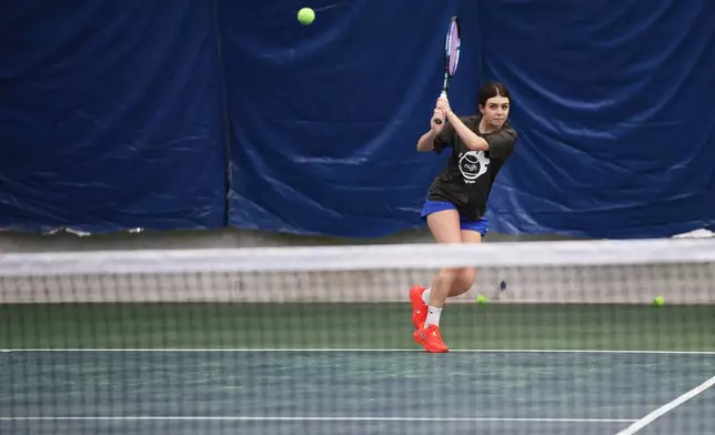 Mariia Vainshtein participates in drills during tennis practice at the Cary Leeds Center for Tennis and Learning in the Bronx borough of New York, Saturday, Jan. 31, 2026. (AP Photo/Heather Khalifa)