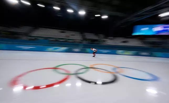 Ted-Jan Bloemen of Canada warms up prior to competing in the men's 5,000 meters speedskating race at the 2026 Winter Olympics, in Milan, Italy, Sunday, Feb. 8, 2026. (AP Photo/Luca Bruno)