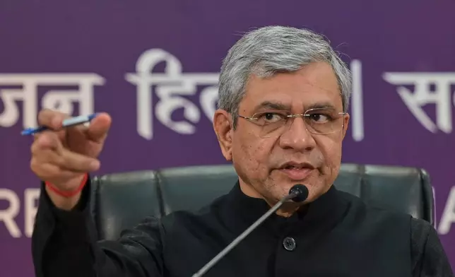 Indian Technology Minister Ashwini Vaishnaw addresses a press conference during AI-Summit in New Delhi, India, Tuesday, Feb. 17, 2026. (AP Photo)