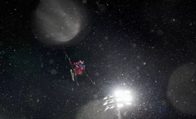 Canada's Megan Oldham competes during the women's freestyle skiing big air finals at the 2026 Winter Olympics, in Livigno, Italy, Monday, Feb. 16, 2026. (AP Photo/Abbie Parr)