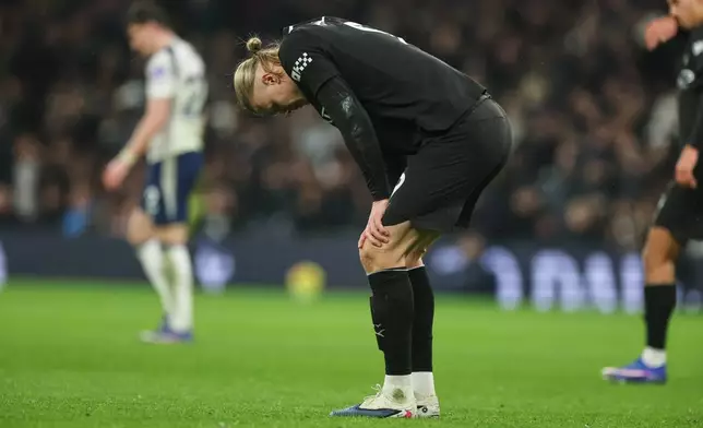 Manchester City's Erling Haaland reacts during the English Premier League soccer match between Tottenham Hotspur and Manchester City in London, Sunday, Feb. 1, 2026. (AP Photo/Richard Pelham)
