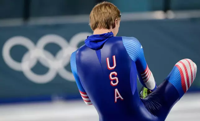 Jordan Stolz of the U.S. prepares for the men's 1,000 meters speedskating race at the 2026 Winter Olympics, in Milan, Italy, Wednesday, Feb. 11, 2026. (AP Photo/Luca Bruno)