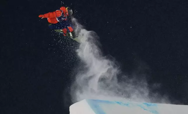 Melissa Peperkam of the Netherlands practices during a snowboard big air training session at the 2026 Winter Olympics, in Livigno, Italy, Wednesday, Feb. 4, 2026. (AP Photo/Abbie Parr)