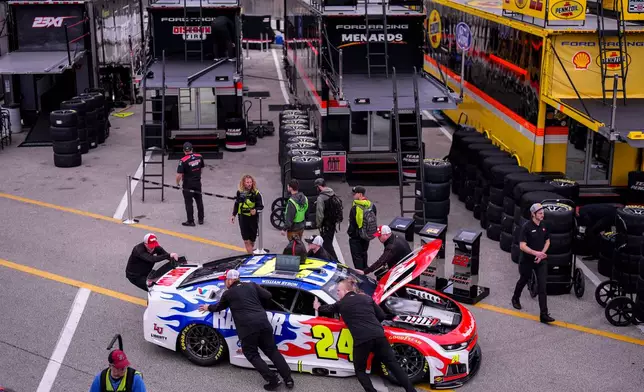 Driver William Byron works on the track during a NASCAR Daytona 500 practice, Wednesday, Feb. 11, 2026, in Daytona, Fla. (AP Photo/Mike Stewart)