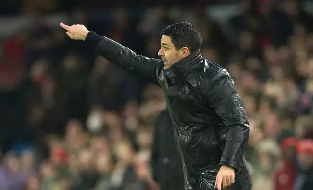 Arsenal's manager Mikel Arteta gives instructions to his players during the English Premier League soccer match between Leeds United and Arsenal in Leeds, England, Saturday, Jan. 31, 2026. (AP Photo/Ian Hodgson)