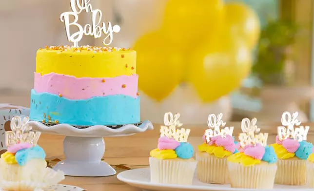 From elegant florals to whimsical cakes and themed décor, Celebrations makes it simple to bring any vision to life. Photo Courtesy: Albertsons Companies