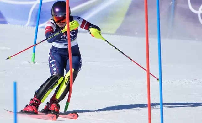 United States' Mikaela Shiffrin competes during an alpine ski, women's slalom race, at the 2026 Winter Olympics, in Cortina d'Ampezzo, Italy, Wednesday, Feb. 18, 2026. (AP Photo/Jacquelyn Martin)