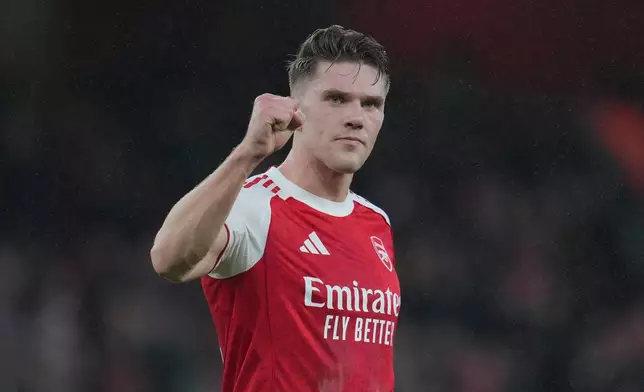 Arsenal's Viktor Gyoekeres reacts after scoring during the English Premier League soccer match between Arsenal and Sunderland in London, England, Saturday, Feb. 7, 2026. (AP Photo/Kin Cheung)