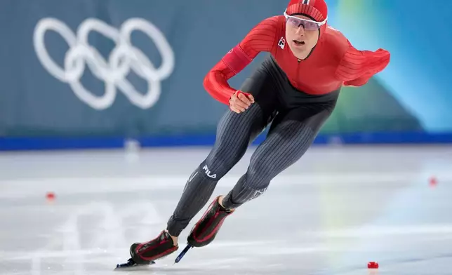 Sander Eitrem of Norway competes in the men's 1500 meters speedskating race at the 2026 Winter Olympics, in Milan, Italy, Thursday, Feb. 19, 2026. (AP Photo/Ben Curtis)