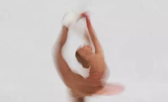 Loena Hendrickx of Belgium competes during the women's figure skating free program at the 2026 Winter Olympics, in Milan, Italy, Thursday, Feb. 19, 2026. (AP Photo/Stephanie Scarbrough)