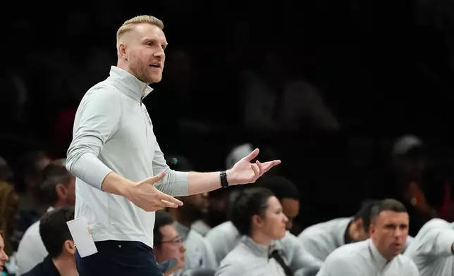 Memphis Grizzlies head coach Tuomas Iisalo reacts during the second half of an NBA basketball game against the Brooklyn Nets Monday, March 9, 2026, in New York. (AP Photo/Frank Franklin II)