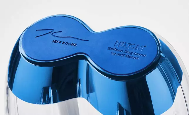 Jeff Koons signature engraved under the paws