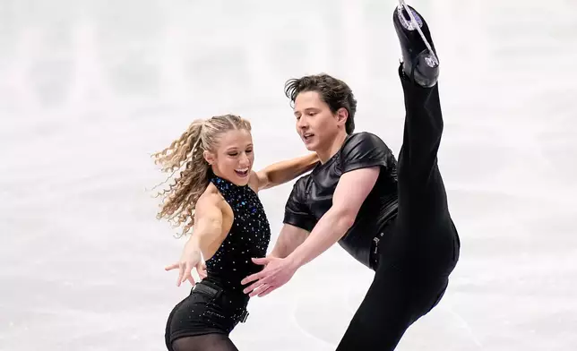 Emilea Zingas and Vadym Kolesnik from the United States perform during the ice dance rhythm dance at the Figure Skating World Championships in Prague, Czech Republic, Friday, March 27, 2026. (AP Photo/Petr David Josek)