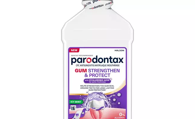 Formulated with hyaluronic acid for extra freshness, this parodontax Gum Strengthen &amp; Protect Mouthwash is alcohol-free and kills plaque bacteria along the gumline to support a stronger, tighter seal between gums and teeth.
