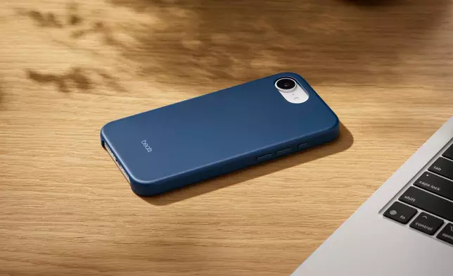 Beats iPhone 17e Case with MagSafe in Bedrock Blue