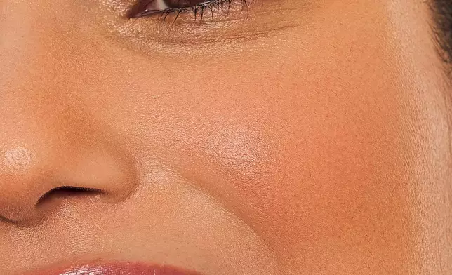 Niagen NanoCloud sachets visibly improve skin texture, hydration, and radiance