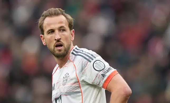 Bayern's Harry Kane during a German Bundesliga soccer match between Bayer Leverkusen and Bayern Munich in Leverkusen, Germany, Saturday, March 14, 2026. (AP Photo/Martin Meissner)