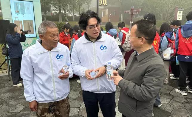 DWS visits Jiangxi to inspect protection of sources of Dongjiang River  Source: HKSAR Government Press Releases