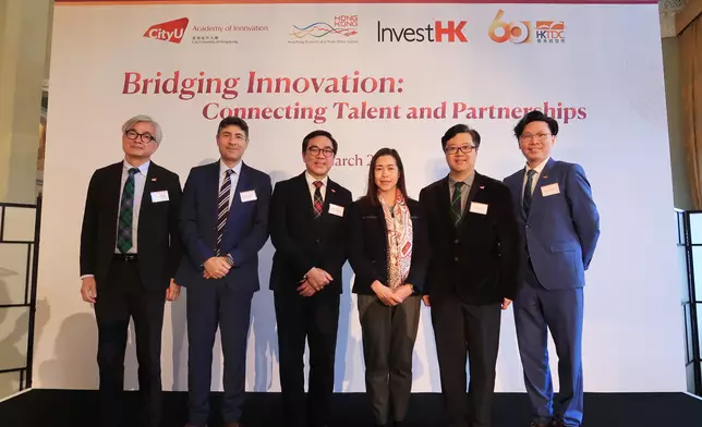 The Hong Kong Economic and Trade Office in London (London ETO) and City University of Hong Kong (CityUHK) cohosted a seminar titled "Bridging Innovation: Connecting Talent and Partnerships" in London, the United Kingdom, on March 5 (London time). Photo shows (from left) Associate Director of CityUHK Academy of Innovation Professor Ron Kwok Chi-wai; the Head of the Department of Chemical Engineering at Imperial College London, Professor Omar Matar; the CityUHK Associate Vice-President (Innovation) and Director of CityUHK Academy of Innovation, Professor Michael Tse Chi-kong; the Director-General of the London ETO, Miss Fiona Chau; the CityUHK Associate Vice-President (Enterprise), Professor Johnny Ho Chung-yin; and Associate Director of CityUHK Academy of Innovation Professor Denvid Lau Tak-bun at the seminar. Source: HKSAR Government Press Releases