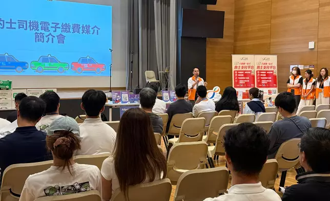 Taxi drivers required to provide e-payment means for passengers' convenience from April 1  Source: HKSAR Government Press Releases