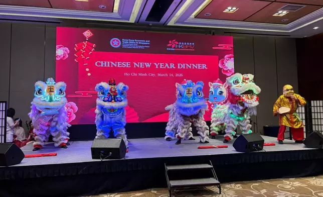 Singapore ETO holds Chinese New Year dinner in Vietnam to promote closer relationship  Source: HKSAR Government Press Releases