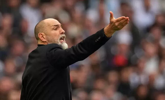 Tottenham's coach Igor Tudor gestures during the English Premier League soccer match between Tottenham Hotspur and Nottingham Forest in London, Sunday, March 22, 2026. (AP Photo/Dave Shopland)