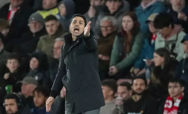 Arsenal's manager Mikel Arteta reacts during the English FA Cup quaterfinal soccer match between Southampton and Arsenal in Southampton, England, Saturday, April 4, 2026. (AP Photo/Dave Shopland)
