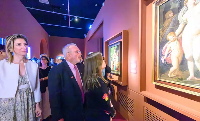 Guests tour The Hong Kong Jockey Club Series: Meet Mona Lisa &amp; Portraying the Renaissance exhibition.