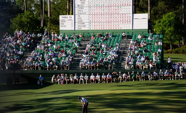 Justin Rose, of England, putts on the 15th hole during the first round of the Masters golf tournament at the Augusta National Golf Club, Thursday, April 9, 2026, in Augusta, Ga. (AP Photo/Matt Slocum)