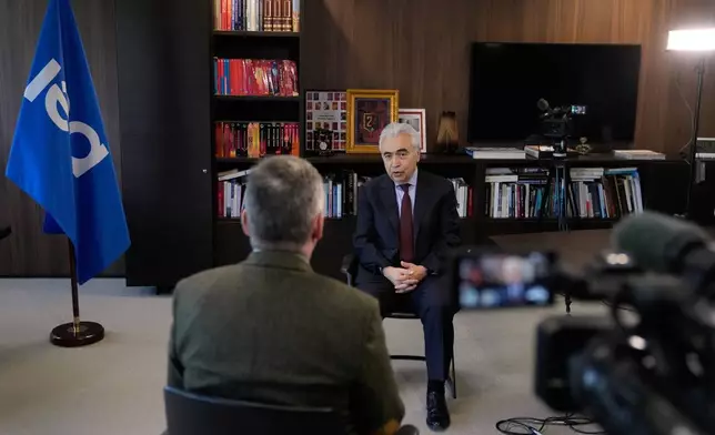 International Energy Agency Executive Director Fatih Birol speaks during an interview with The Associated Press, at the IEA headquarters in Paris, Thursday, April 16, 2026. (AP Photo/Michel Euler)