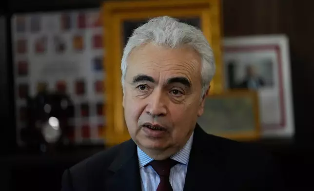 International Energy Agency Executive Director Fatih Birol speaks during an interview with The Associated Press, at the IEA headquarters in Paris, Thursday, April 16, 2026. (AP Photo/Michel Euler)