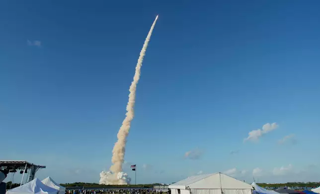 NASA's Artemis II moon rocket lifts off from the Kennedy Space Center's Launch Pad 39-B Wednesday, April 1, 2026, in Cape Canaveral, Fla. (AP Photo/John Raoux)