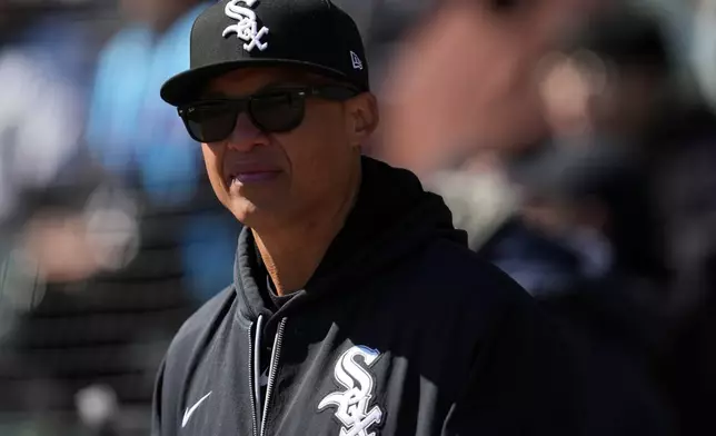 Chicago White Sox manager Will Venable (1) stands in the dugout during the first inning of a baseball game against the Baltimore Orioles, Tuesday, April 7, 2026, in Chicago. (AP Photo/Erin Hooley)