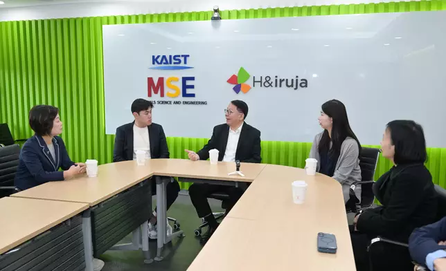 CS leads delegation of Working Group on Planning and Construction of the University Town to continue visit to Korea (with photos/video) Source: HKSAR Government Press Releases