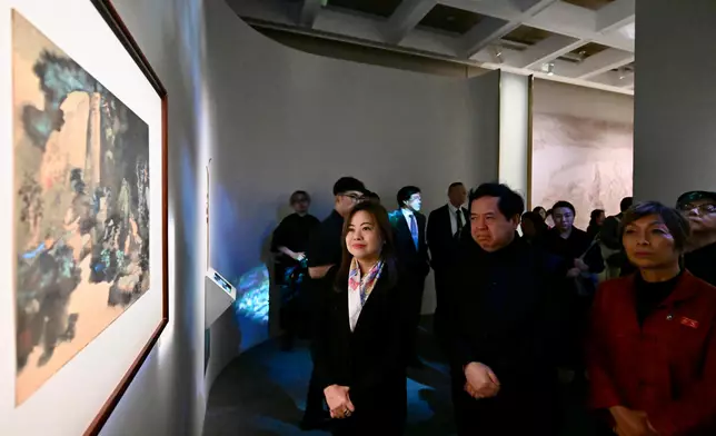 HKMoA's large-scale exhibition "Blooming: The Art of Gardens in East and West" unveils today  Source: HKSAR Government Press Releases