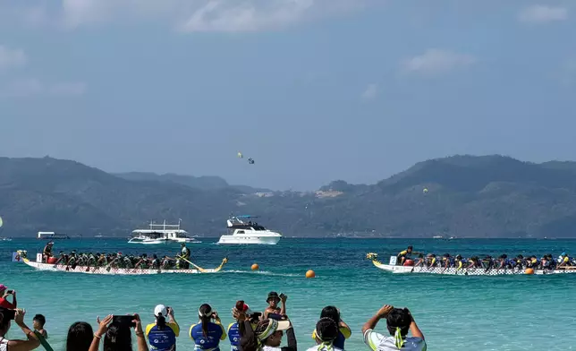 Singapore ETO supports Hong Kong racers at LOVEBoracay International Dragon Boat Festival and promotes Hong Kong as Asia's events capital  Source: HKSAR Government Press Releases