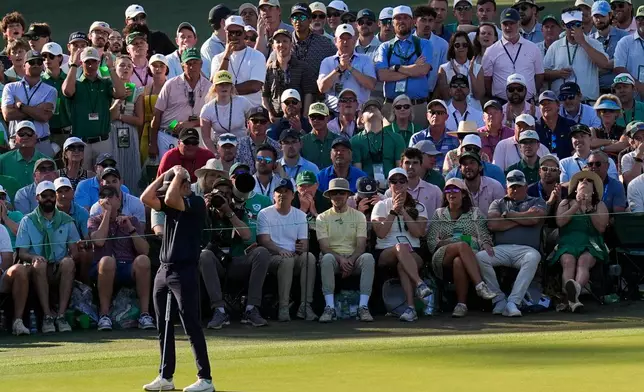 Justin Rose, of England, reacts after missing a putt on the 16th hole during the final round of the Masters golf tournament at the Augusta National Golf Club, Sunday, April 12, 2026, in Augusta, Ga. (AP Photo/Eric Gay)