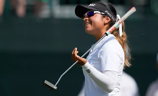 Maria José Marin, of Colombia, smiles on the first hole during the Augusta National Women's Amateur golf tournament, Saturday, April 4, 2026, in Augusta, Ga. (AP Photo/Chris Carlson)