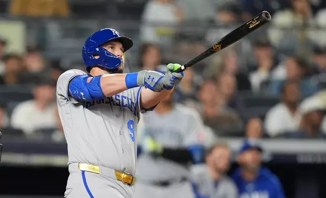 Kansas City Royals' Vinnie Pasquantino hits a home run during the eighth inning of a baseball game against the New York Yankees Friday, April 17, 2026, in New York. (AP Photo/Frank Franklin II)