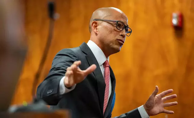 Defense attorney Thomas Otake delivers closing arguments during the attempted murder trial of Gerhardt Konig, in a courtroom, Tuesday, April 7, 2026, in Honolulu. (AP Photo/Mengshin Lin, Pool)