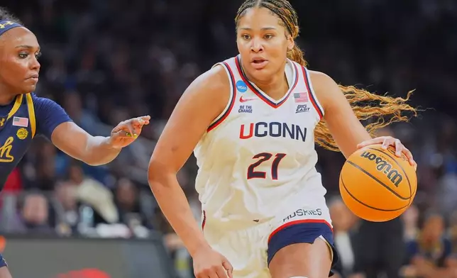 FILE - UConn forward Sarah Strong drives against Notre Dame during the second half in the Elite Eight of the NCAA college basketball tournament, Sunday, March 29, 2026, in Fort Worth, Texas. (AP Photo/LM Otero, File)