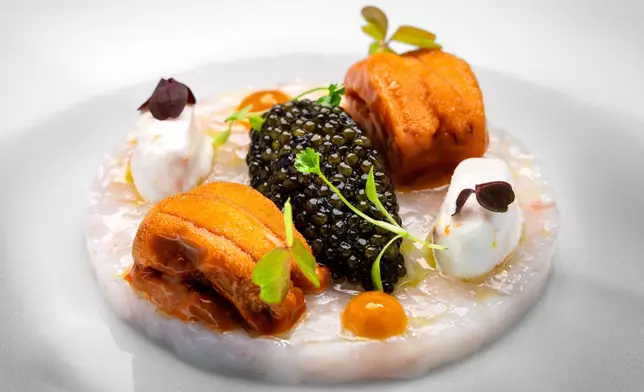 Galaxy Macau’s world-class culinary offering features over 120 restaurants with a collection of them recognised by international authoritative bodies such as Forbes Travel Guide, MICHELIN Guide Hong Kong &amp; Macau and the Black Pearl Restaurant Guide.