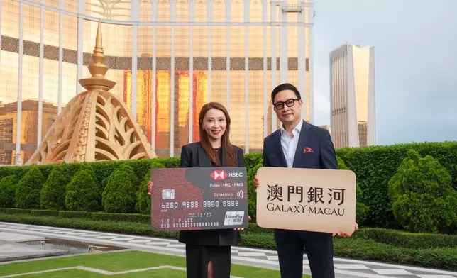 Anchored in constantly evolving guest experiences, Galaxy Macau and HSBC HK join hands to present a repertoire of stellar privileges. On behalf of senior managements from both parties, Mr Paul Tse, Director of Marketing &amp; Event Services of Galaxy Entertainment Group and Ms Iris Ng, Head of Business Partnerships Development, Cards &amp; Unsecured Lending of HSBC HK, gathered in the gardens of Raffles at Galaxy Macau for a ceremonial photo‑taking to mark the launch.