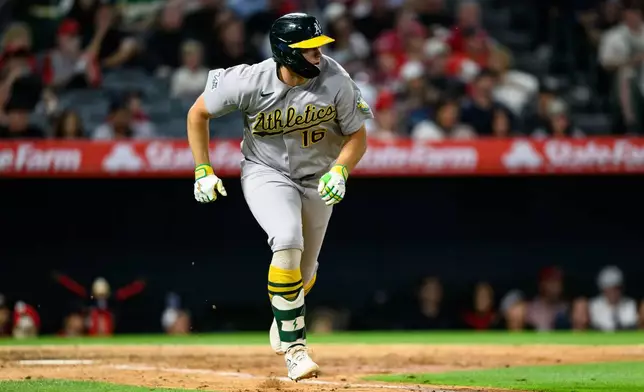Athletics' Nick Kurtz runs after hitting an RBI single during the sixth inning of a baseball game against the Los Angeles Angels, Tuesday, May 19, 2026, in Anaheim, Calif. (AP Photo/William Liang)